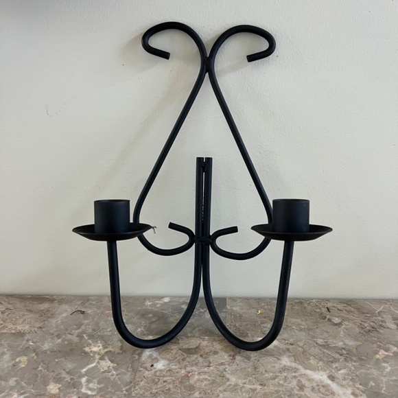 Set of 3 Retro Metal Candlestick Holders - Picture 4 of 4